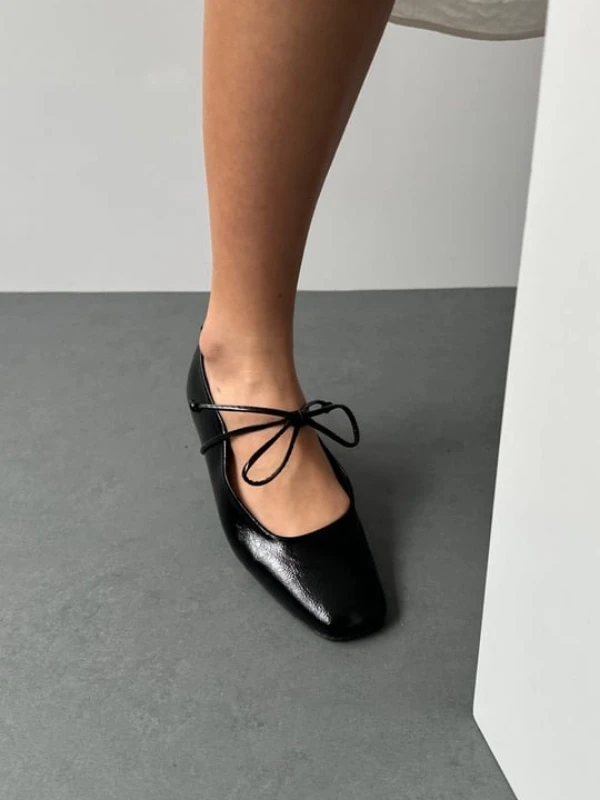 BAĞLI KÜT BURUN BABET SİYAH