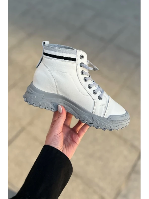 GRİ TABANLI SNEAKER