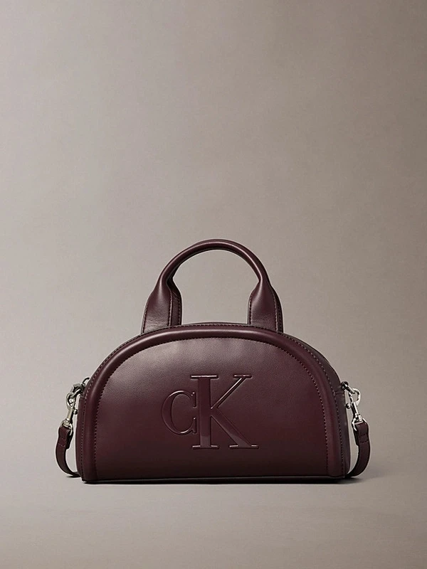 Calvin Klein Bold Dome Crosboddy BORDO