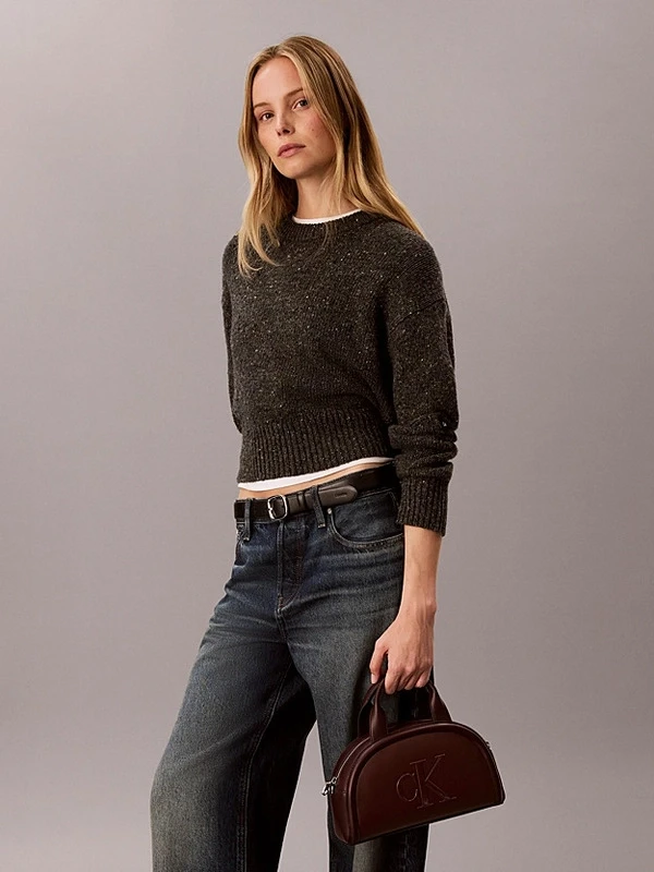Calvin Klein Bold Dome Crosboddy BORDO