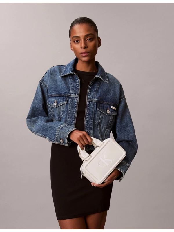 Calvin Klein Bold Elongated Mini Tote BEYAZ