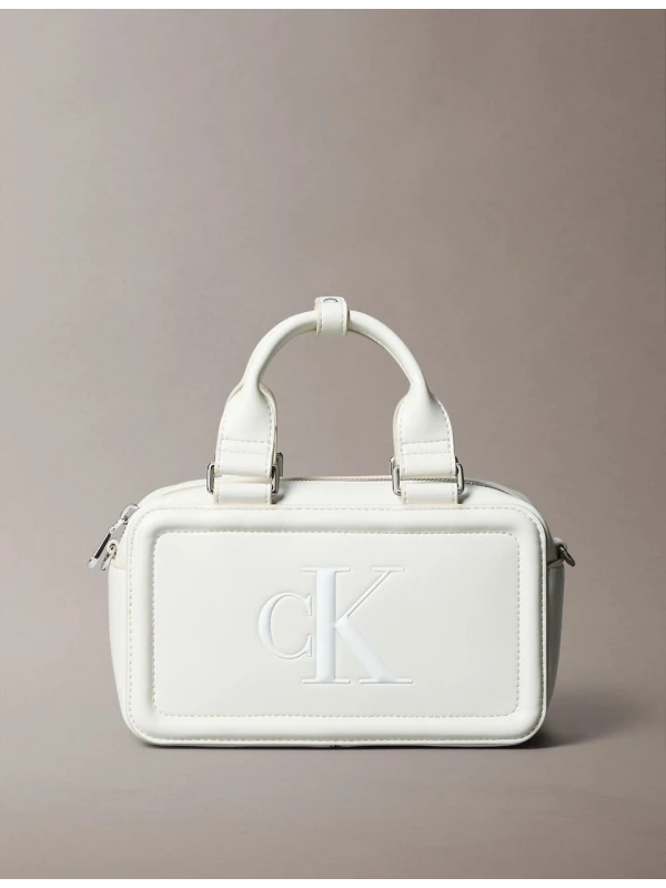 Calvin Klein Bold Elongated Mini Tote BEYAZ