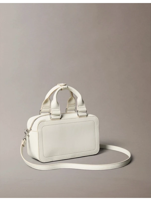 Calvin Klein Bold Elongated Mini Tote BEYAZ