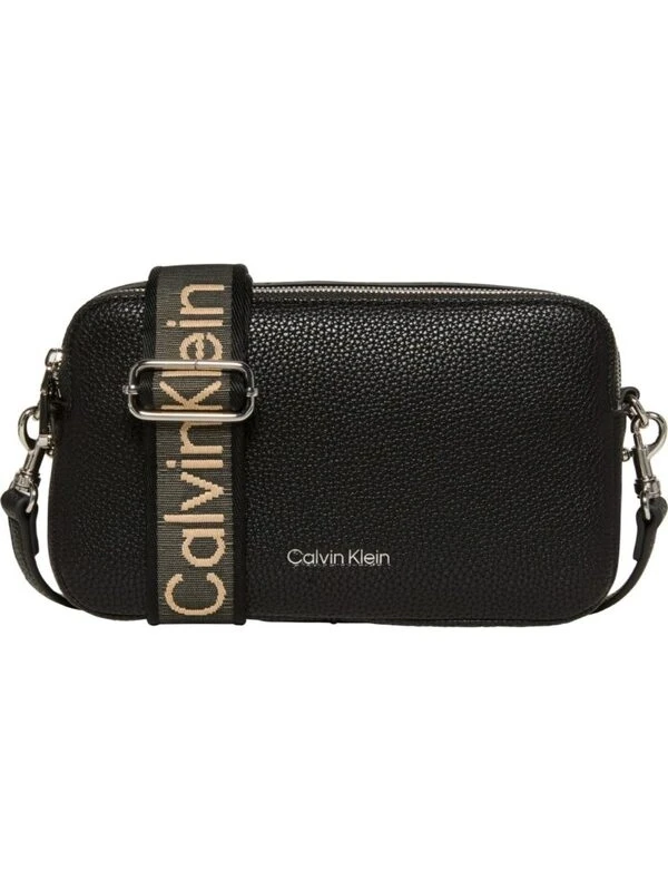 Calvin Klein Monogram Baskılı Dokulu Çanta SİYAH
