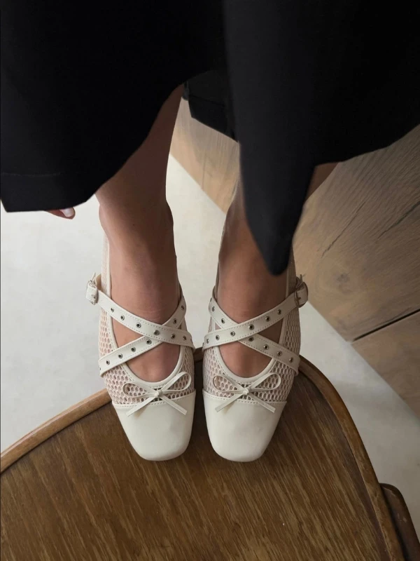 ÇAPRAZ BANTLI FİLELİ BABET KREM