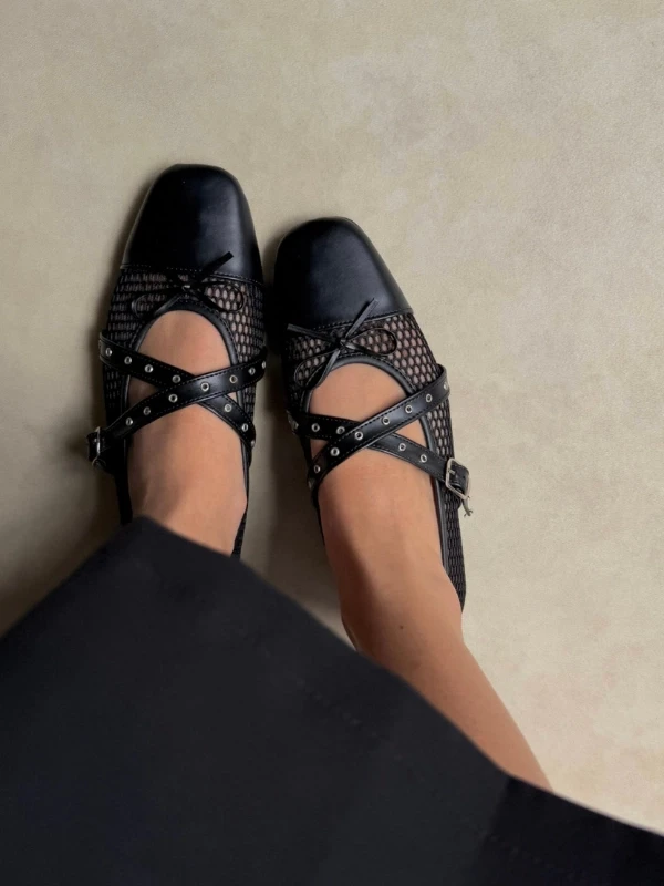 ÇAPRAZ BANTLI FİLELİ BABET SİYAH