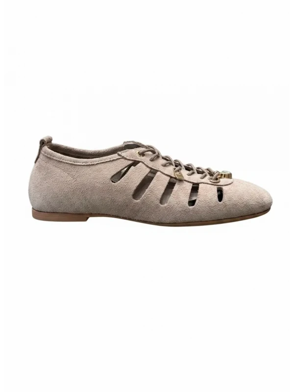 GOLD DETAY SÜET DERİ AYAKKABI BEJ