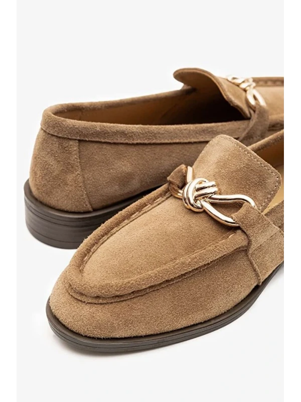 GOLD TOKA DETAY SÜET DERİ LOAFER VİZON