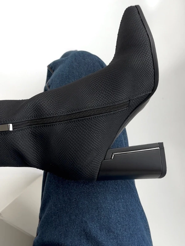 İTHAL TABAN KADIN DERİ BOT SİYAH