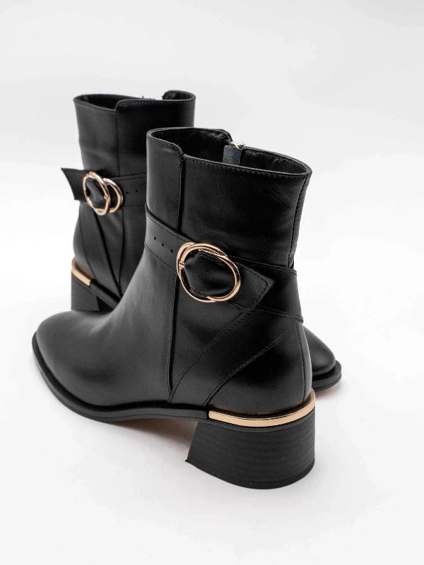 KEMER DETAYLI DERİ BOT SİYAH