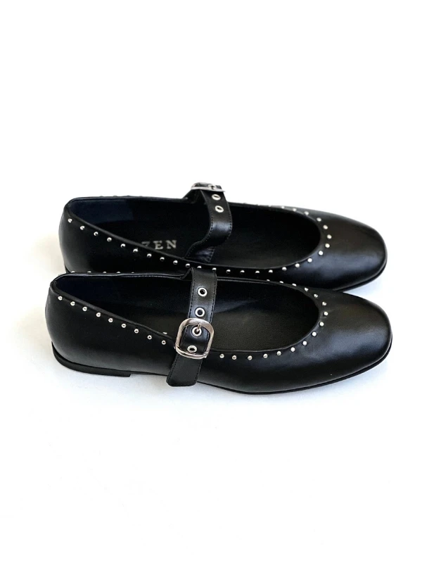 KEMERLİ TAŞLI DERİ BABET SİYAH