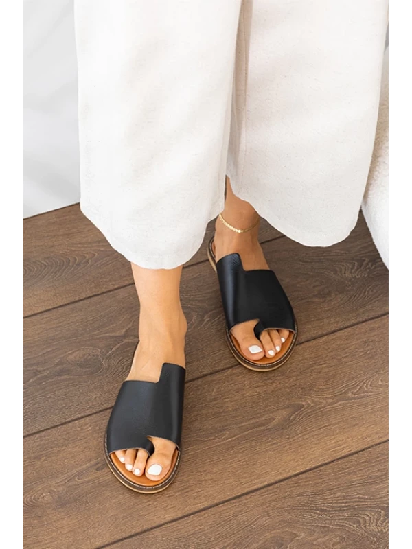 DERİ PARMAK ARASI TERLİK