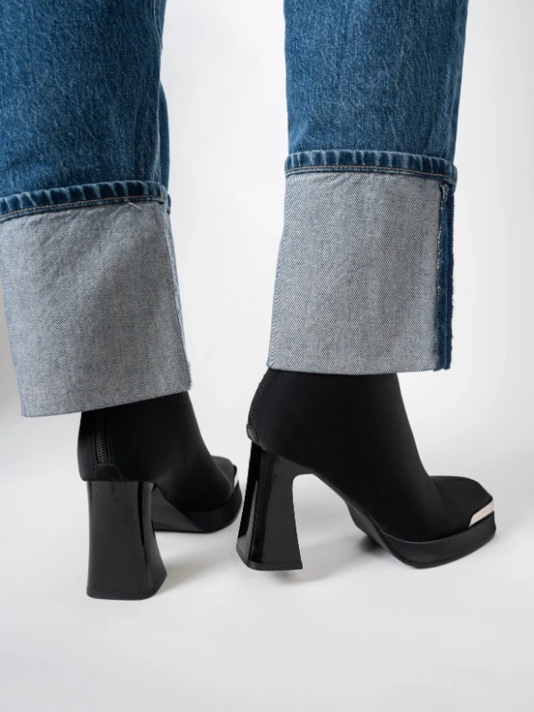 PLATFORM TOPUKLU İTHAL KUMAŞ BOT SİYAH