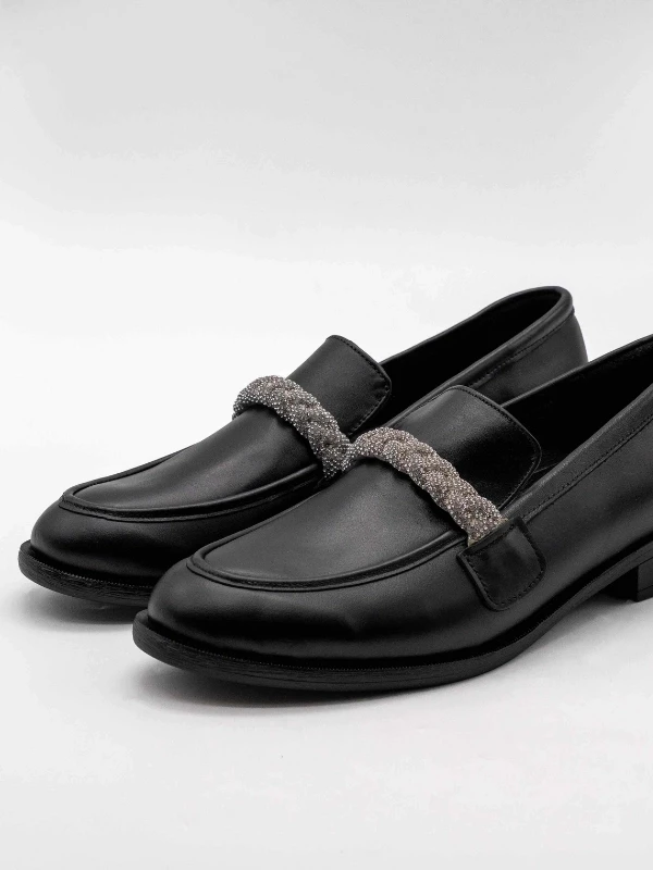 TAŞ DETAY DERİ LOAFER SİYAH