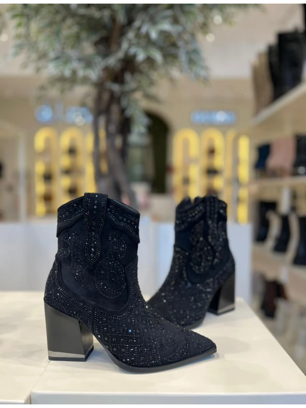 TAŞ DETAY SÜET DERİ BOT SİYAH