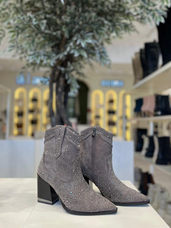 TAŞ DETAY SÜET DERİ BOT VİZON