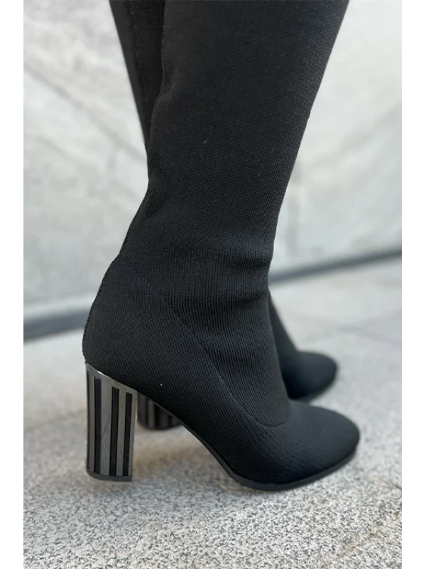 TOPUKLU UZUN TRİKO ÇİZME SİYAH