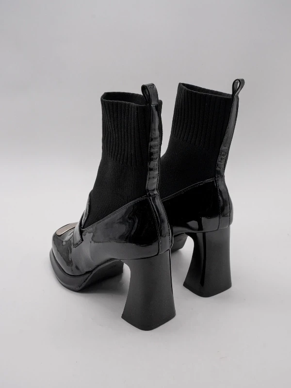 TRİKO DETAY TOPUKLU LOAFER SİYAH