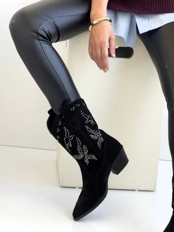 TROK DETAY SÜET DERİ BOT SİYAH