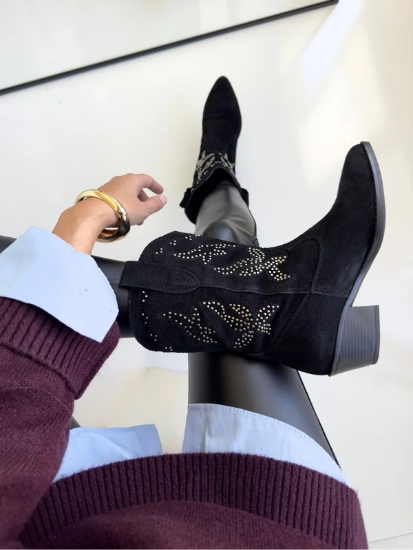 TROK DETAY SÜET DERİ BOT SİYAH