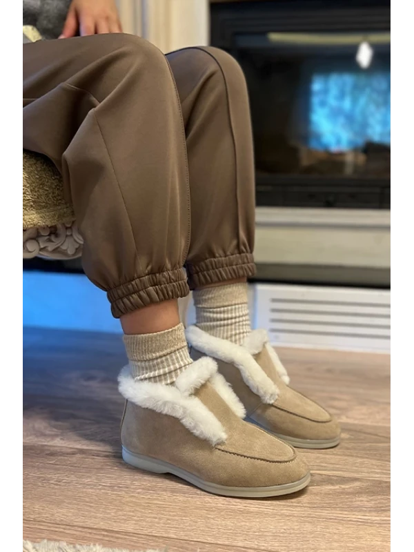 ÜST PELUŞ DETAYLI  YARIM BOT BEJ