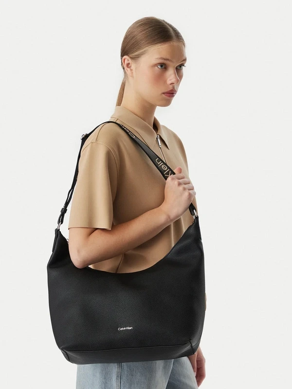 Calvin Klein Webbıng Strap Shoulder Bag SİYAH