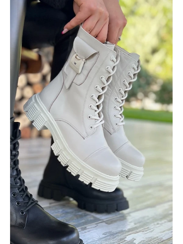 YAN ÇANTA DETAYLI KALIN TABAN BOT KREM