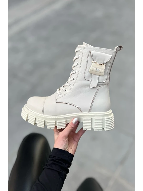 YAN ÇANTA DETAYLI KALIN TABAN BOT KREM