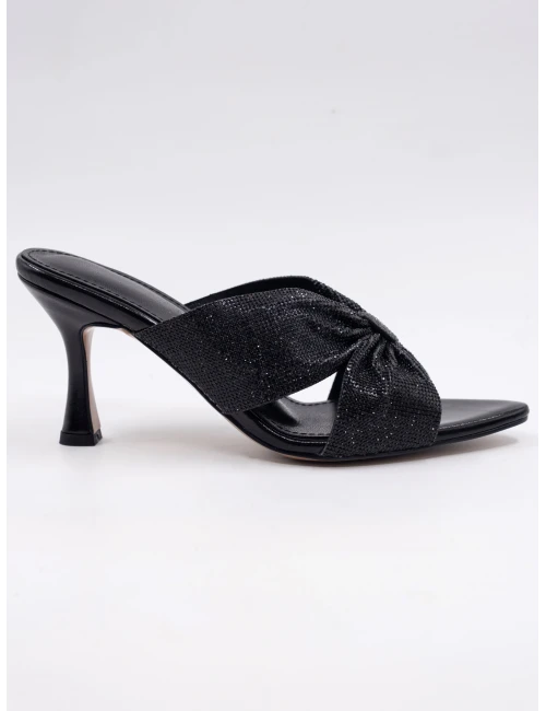 TAŞLI TOPUKLU TERLİK SİYAH