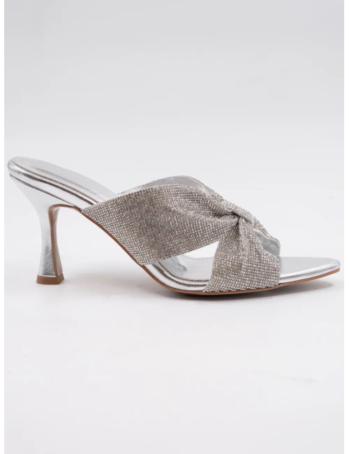 TAŞLI TOPUKLU TERLİK GÜMÜŞ