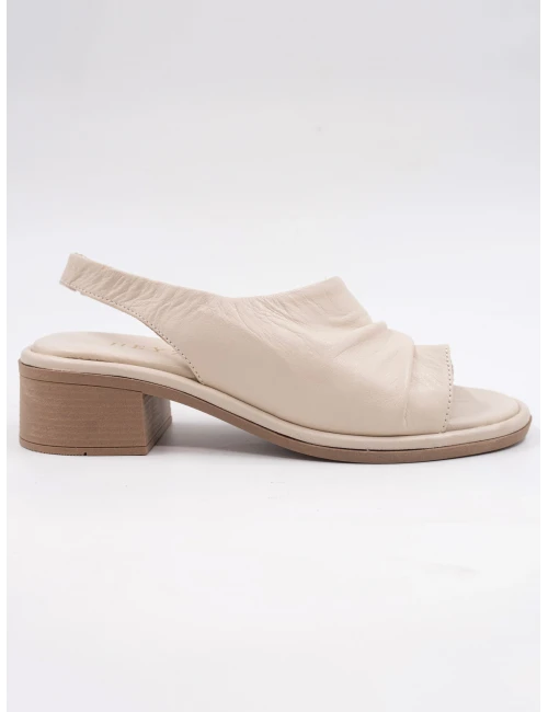 TOPUKLU DERİ SANDALET BEJ
