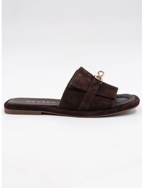 GOLD TOKA DETAY SÜET DERİ TERLİK KAHVE