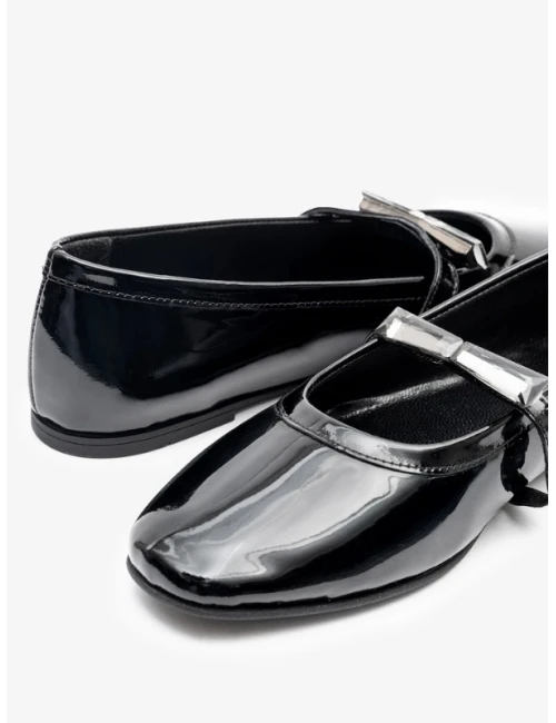 FİYONK DETAY RUGAN DERİ BABET SİYAH