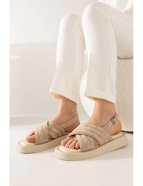 BİLEKTEN BANTLI DÜZ SANDALET