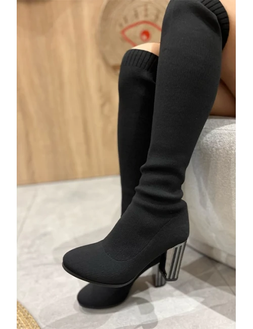 TOPUKLU UZUN TRİKO ÇİZME SİYAH