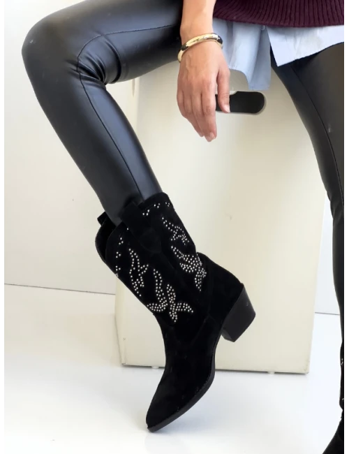 TROK DETAY SÜET DERİ BOT SİYAH