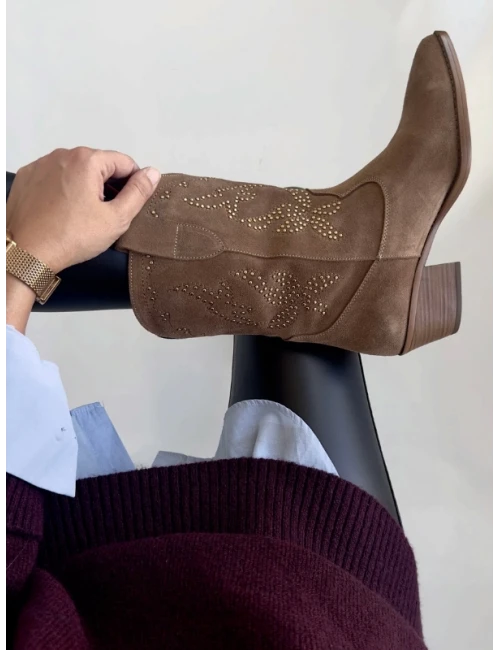 TROK DETAY SÜET DERİ BOT TABA