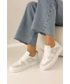SÜET DETAYLI ÇAPRAZ BAĞCIK SNEAKER