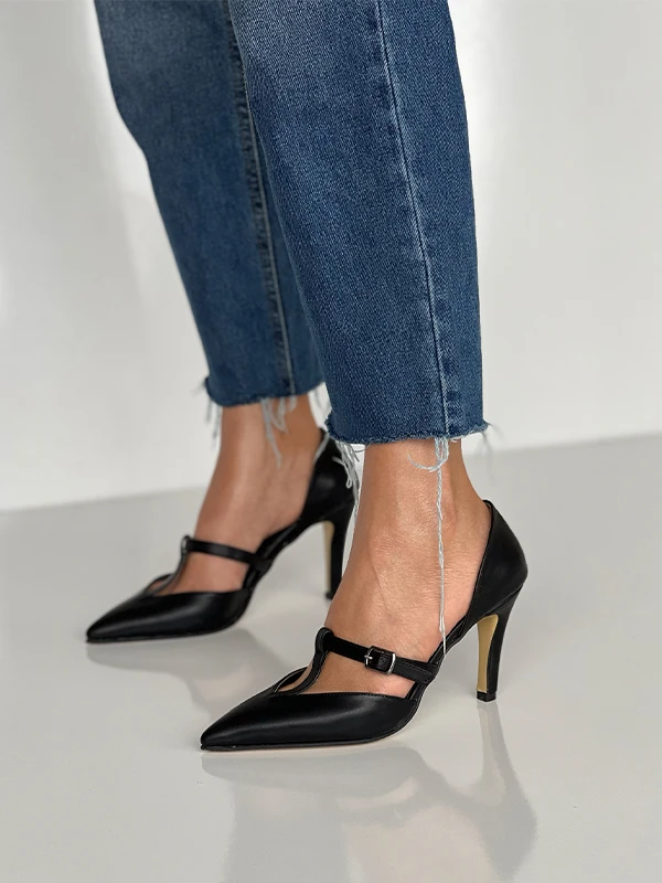 AKSESUARLI STİLETTO