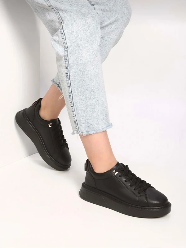 GOLD AKSESUARLI SNEAKER