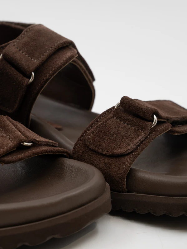 BANTLI SÜET DERİ SANDALET KAHVE