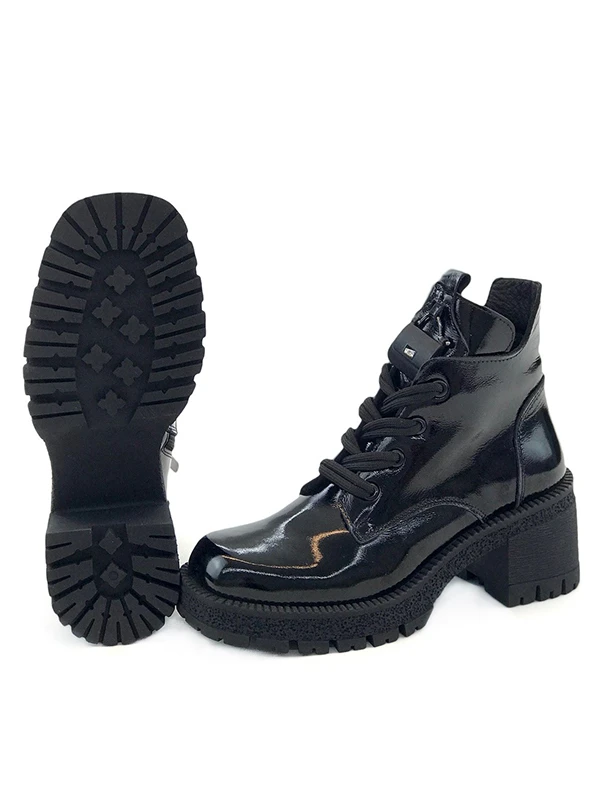 ÇANTA DETAYLI TOPUKLU BOT SİYAH