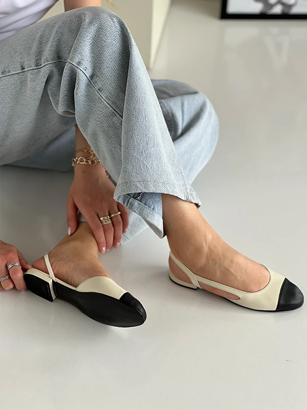 ÇİFT RENKLİ SÜET BURUN DETAYLI BABET KREM