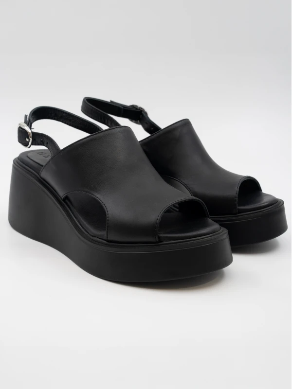 CİLT DERİ DOLGU TOPUKLU SANDALET SİYAH