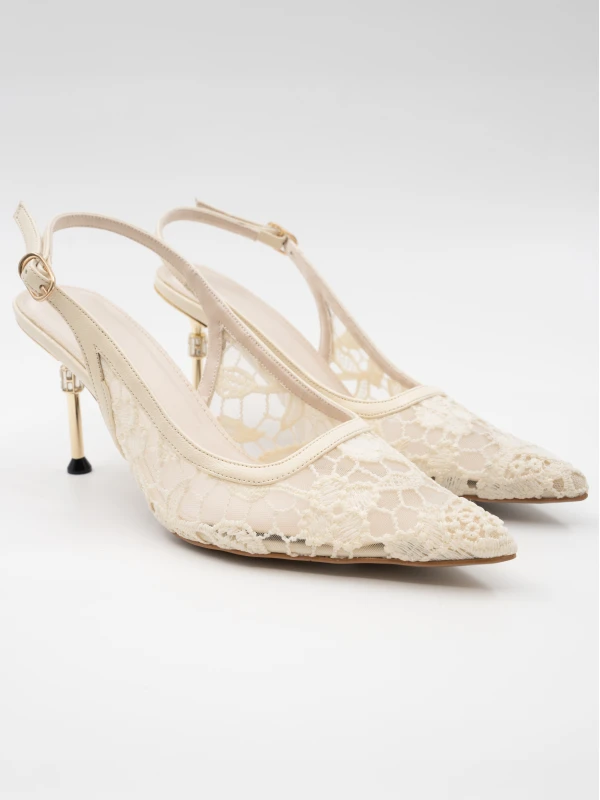 DANTEL İŞLEME TOPUKLU KREM