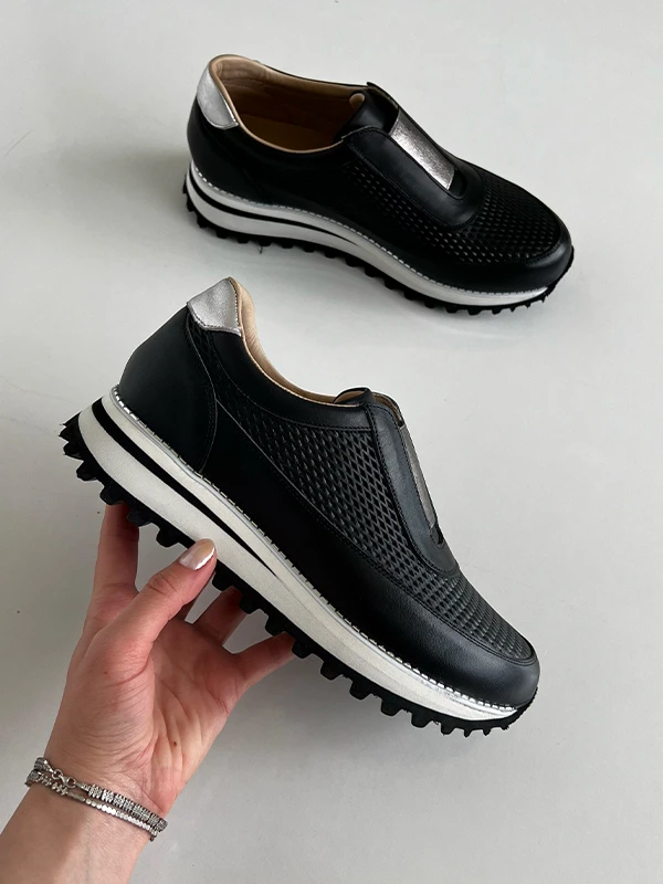 DERİ KADIN SPOR AYAKKABI SİYAH