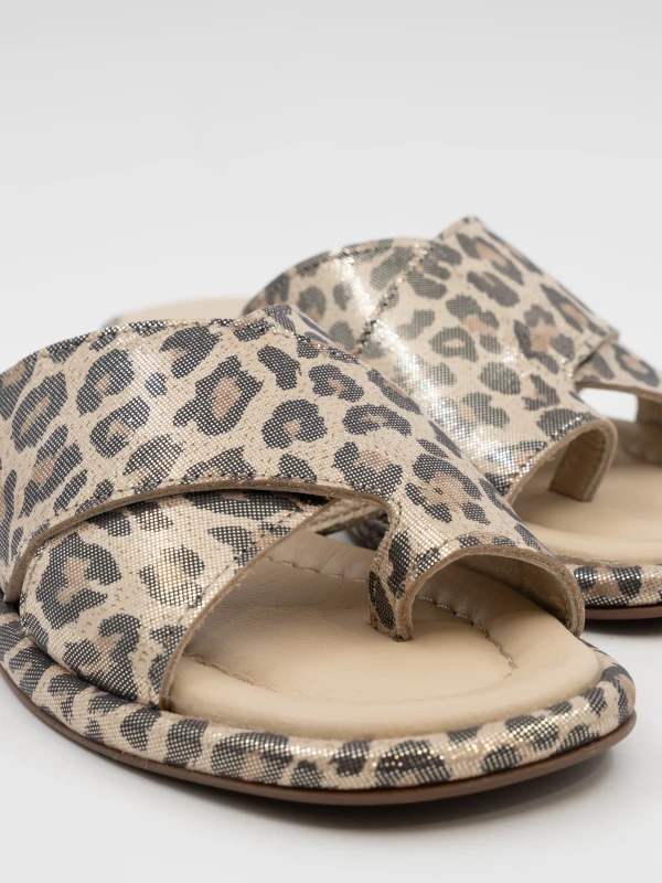 Deri Parmak Arası Terlik LEOPAR