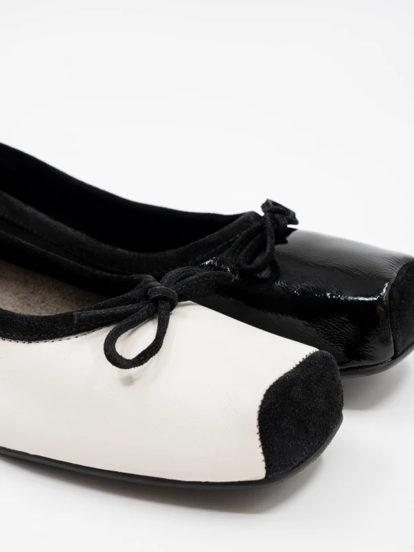 FİYONK DETAYLI DERİ BABET BEYAZ