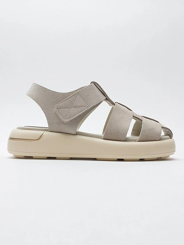 PLATFORM TABANLI SANDALET