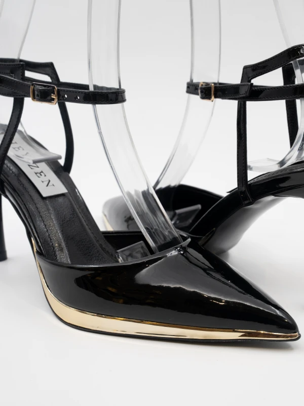 GOLD DETAYLI RUGAN TOPUKLU SİYAH